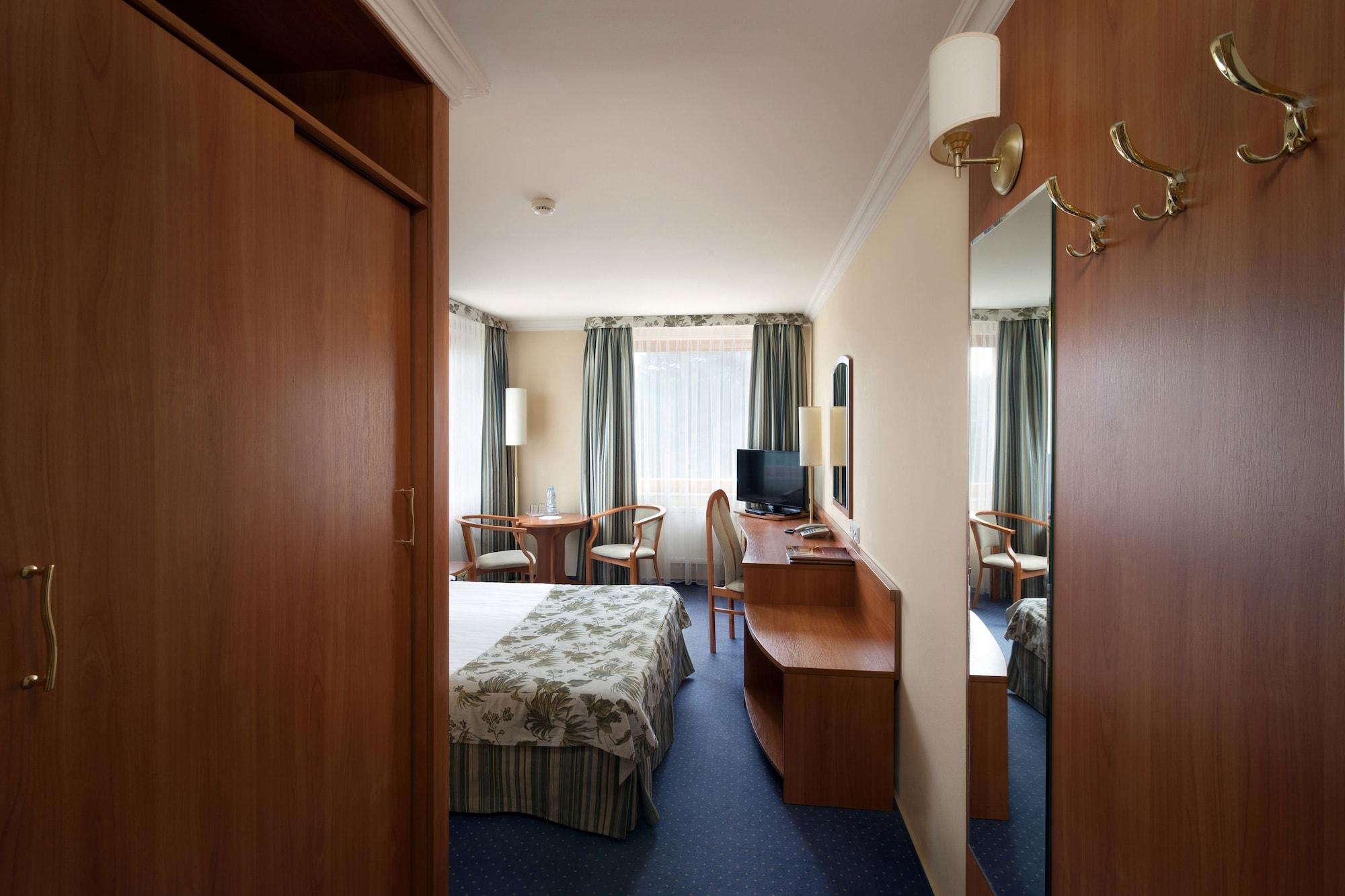 Hotel Bartan Gdansk Seaside Extérieur photo